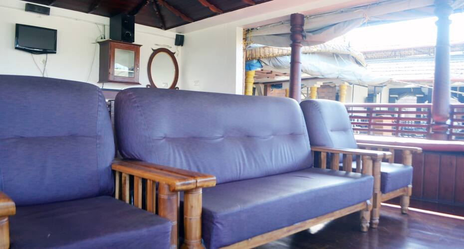SS Waves Houseboat, Alleppey 2